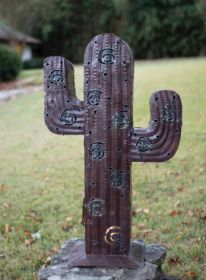 IRON CACTUS LUMINARY
