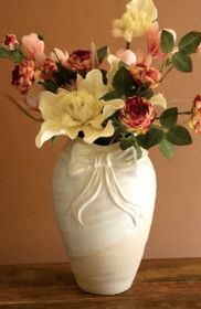 WHITE CERAMIC VASE WITH BOW