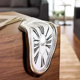 1pc, Surreal Melted Twisted Roman Numeral Wall Clocks (Color: Silvery)