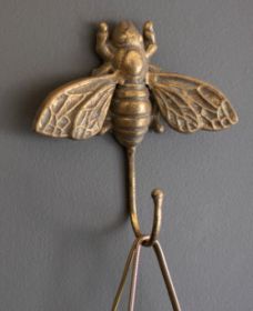 BEE WALL HOOK (Color: Gold)