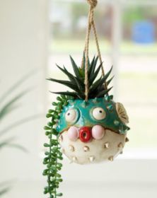 CERAMIC HANGING BLOWFISH PLANTER (Color: Multi)